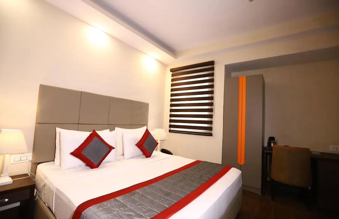 Hotel Azulo Inn Bhikaji Cama Place Delhi-1